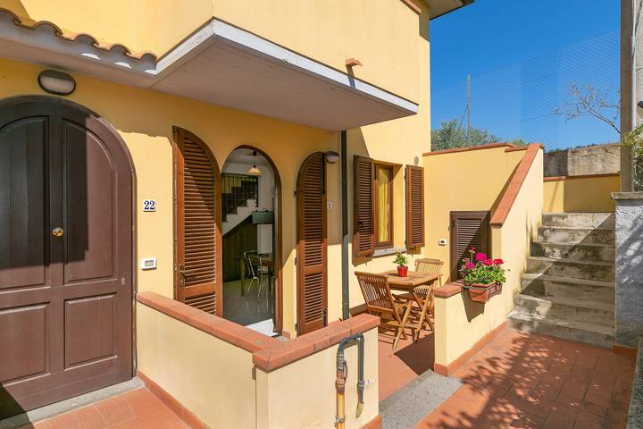 Ferienwohnung für 4 Personen, mit Balkon und Garten