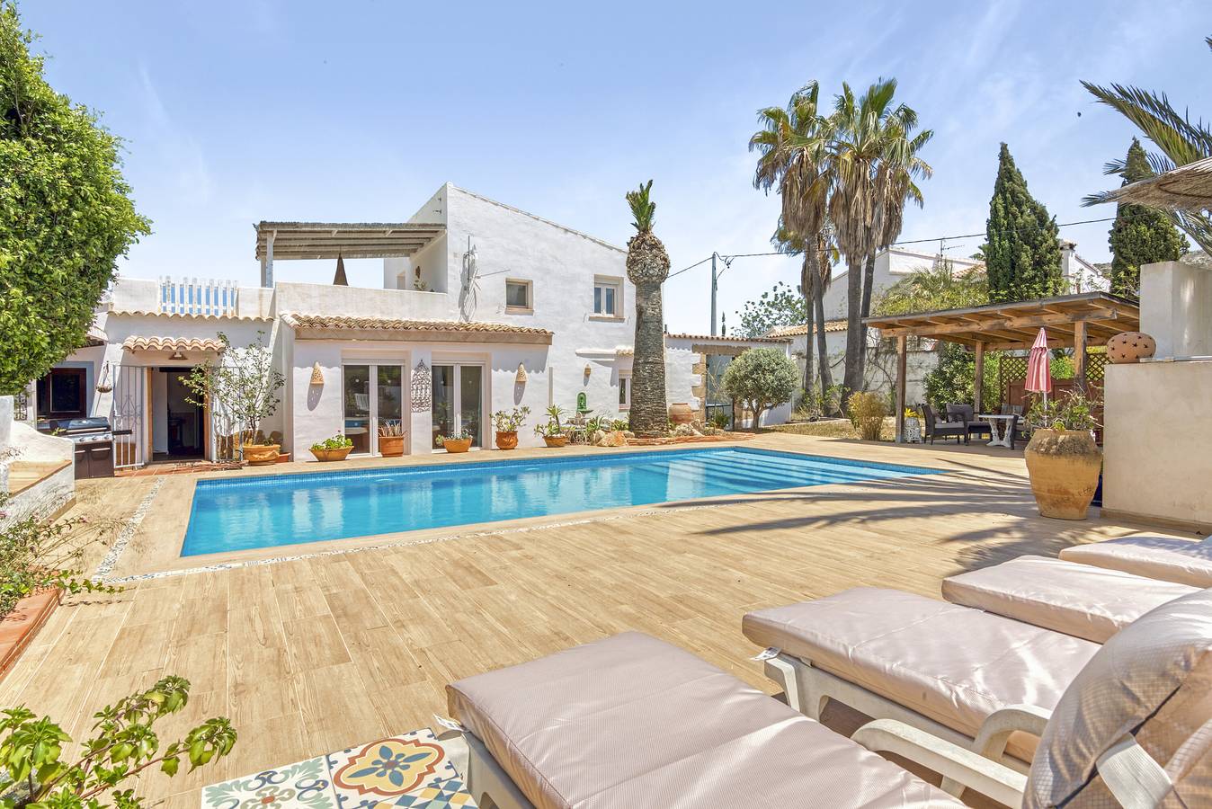 Villa 'La Siesta' con vistas a la montaña, piscina privada y Wi-Fi in Jávea, Costa Blanca