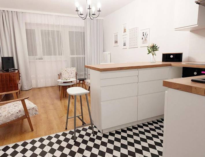 Apartament wakacyjny dla 4 osób, z balkon w Bielany (Warszawa)
