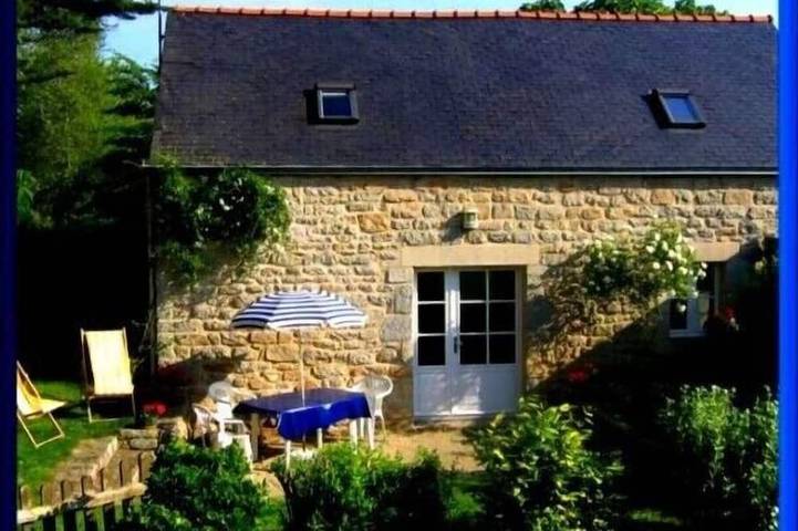 Location de vacances pour 5 personnes, avec jardin à Loctudy