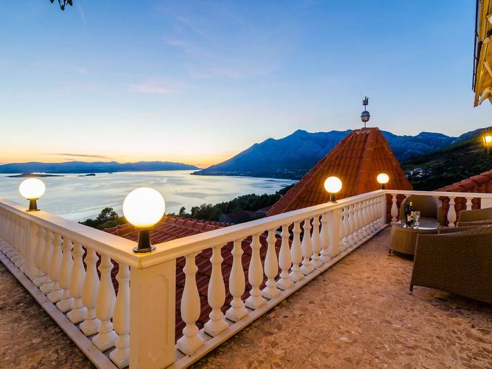 Ferienwohnung für 5 Personen, mit Balkon und Pool in Orebic - 2
