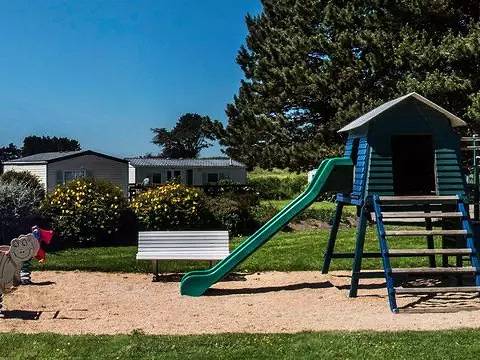 Chalet for 7 people in Plestin-les-Grèves, Ceinture Dorée