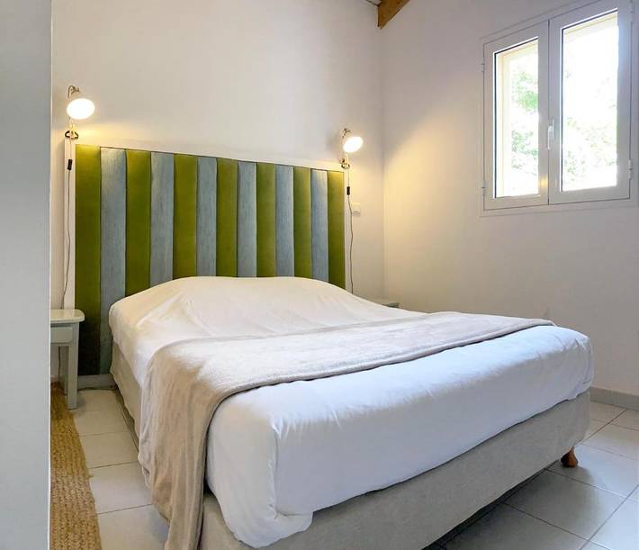 Parc de vacances pour 4 personnes, avec vue ainsi que piscine et jardin en Corse - 3