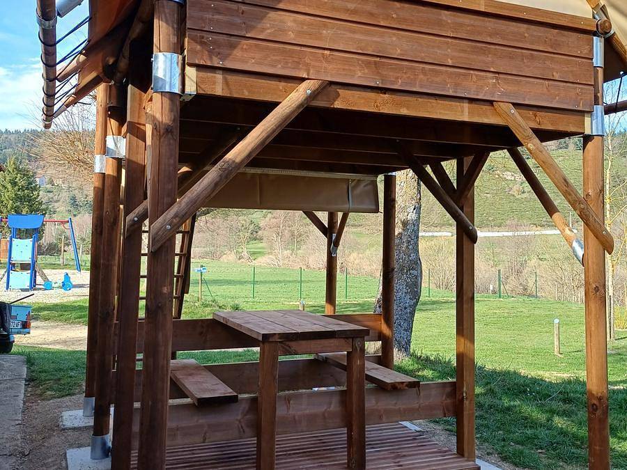 Camping La Cigale de l'Allier - Alojamiento 2 personas - Vivac sobre pilotes in Langogne, Región de Mende