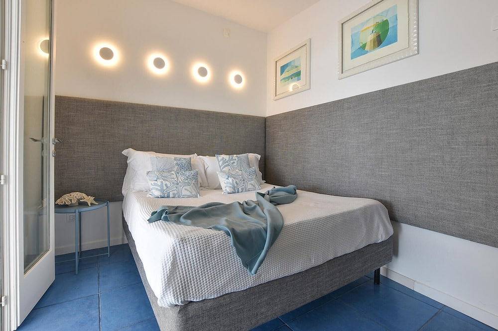 Prachtig huis met 3 slaapkamers in. in Trappeto, Provincie Palermo