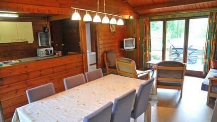 Gîte pour 6 personnes, avec balcon/terrasse dans Jupille