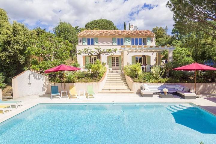 Vacation rental for 13 people, with Balcony and Yard in Grimaud