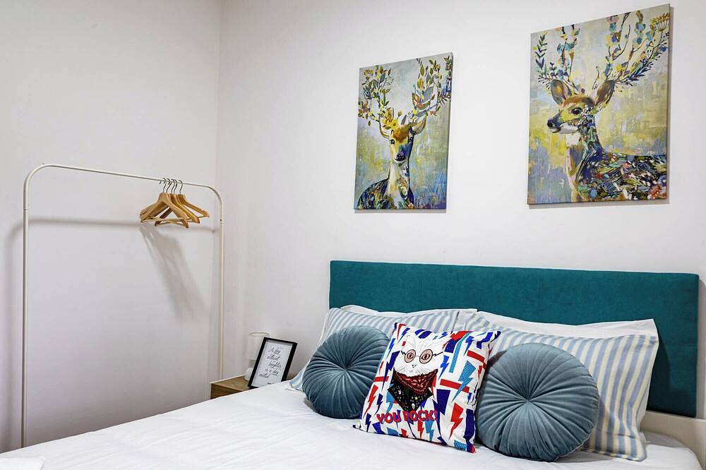 Ganze Wohnung, The Ambassador's Retreat - Open Space - 100% Equipped in Oeiras, Costa de Lisboa