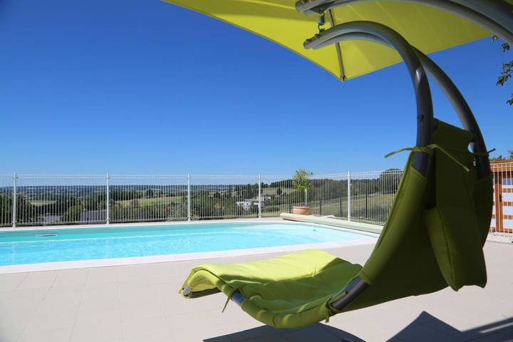 Location de vacances pour 4 personnes, avec jardin ainsi que piscine et vue à Châtellerault - 2
