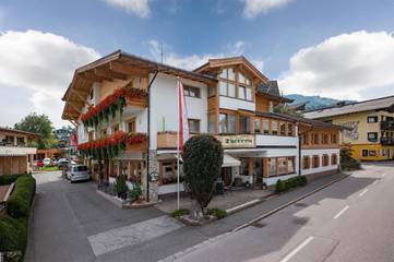 Hôtel pour 2 personnes, avec sauna et jardin, adapté aux familles à St. Johann in Tirol