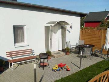 Ferienhaus für 5 Personen, mit Terrasse und Garten, kinderfreundlich in Kröslin