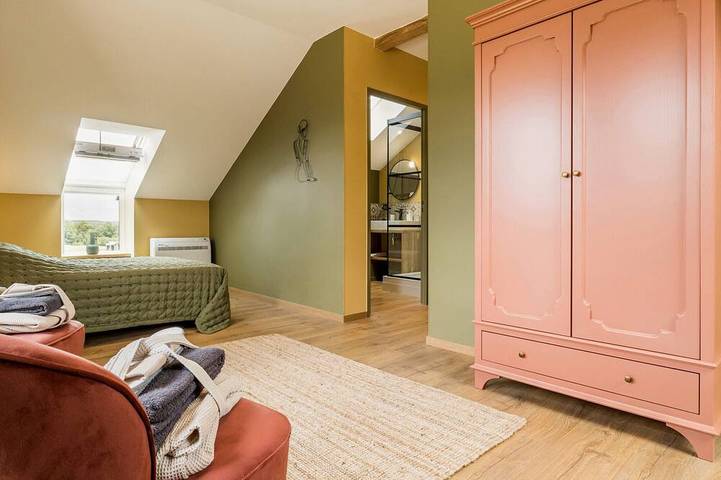 Gîte pour 15 personnes, avec jardin et jacuzzi dans Loireauxence - 4