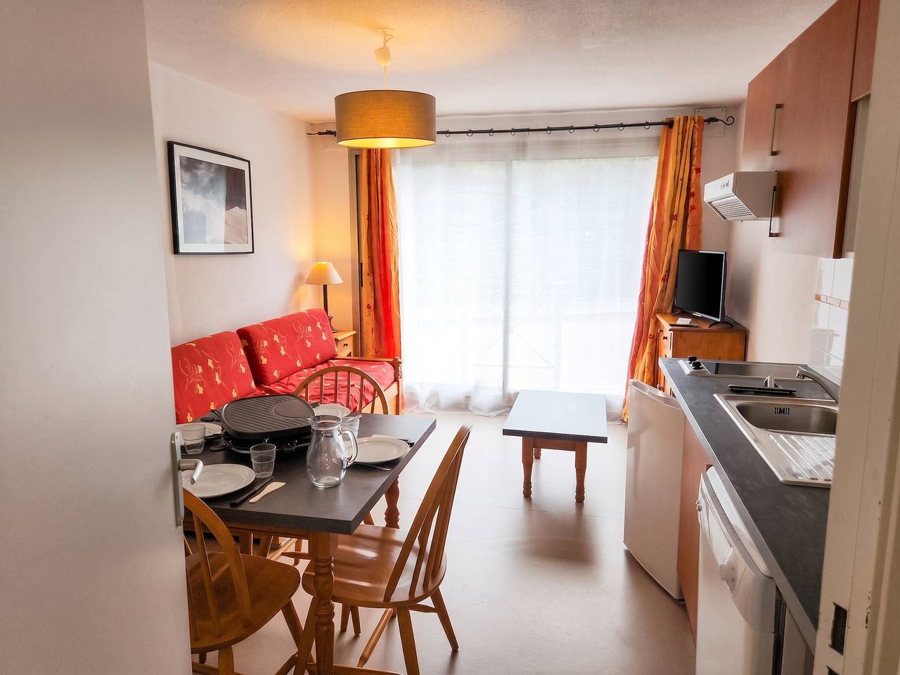 Studio entier, Studio moderne à Ax-les-Thermes, 30 m² avec sauna in Ax-les-Thermes, Pyrénées