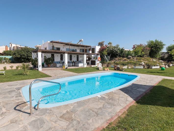 Ferienhaus für 9 Personen, mit Garten und Balkon in Afantou