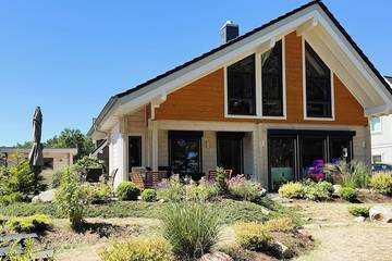 Ferienhaus für 9 Personen, mit Terrasse und Garten in Flecken Zechlin