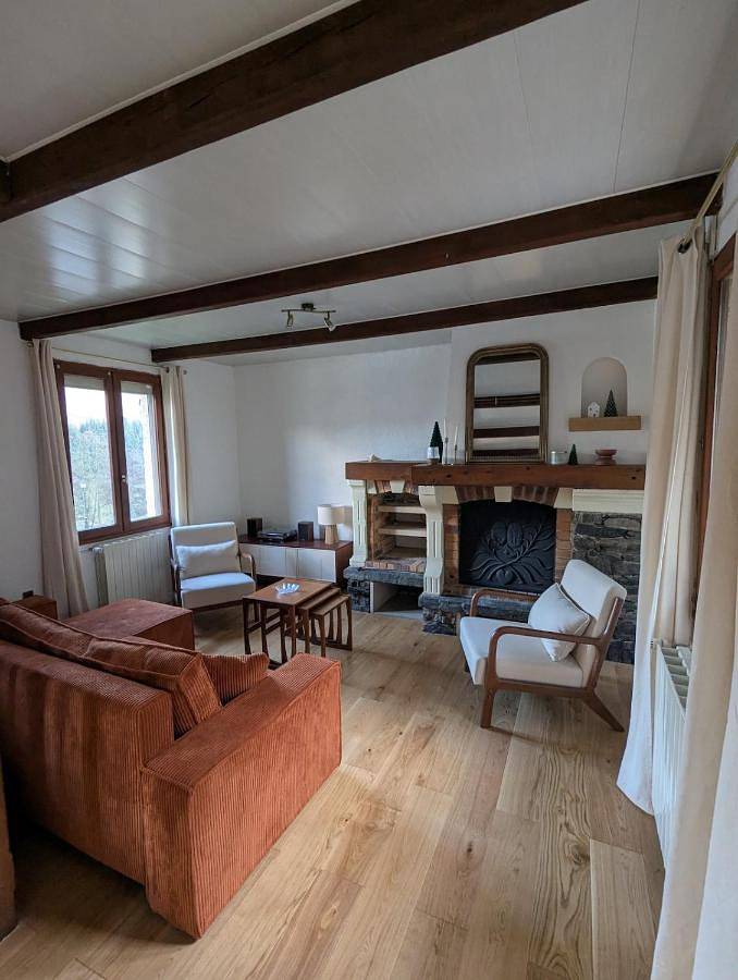 Location de vacances pour 8 personnes, avec vue et jardin à Bogny-sur-Meuse - 2