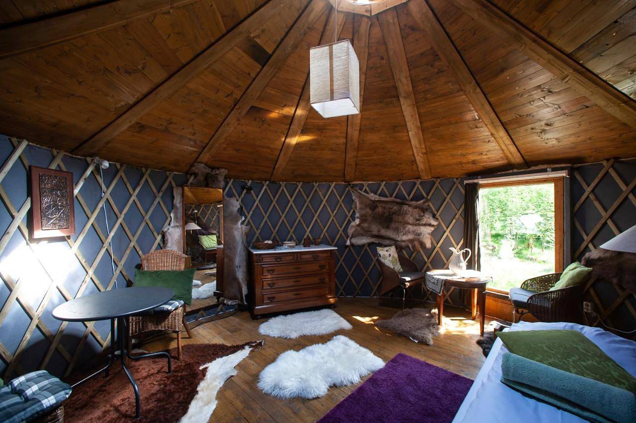 Private Yurt with Shared Bathroom in Hardangerfjord