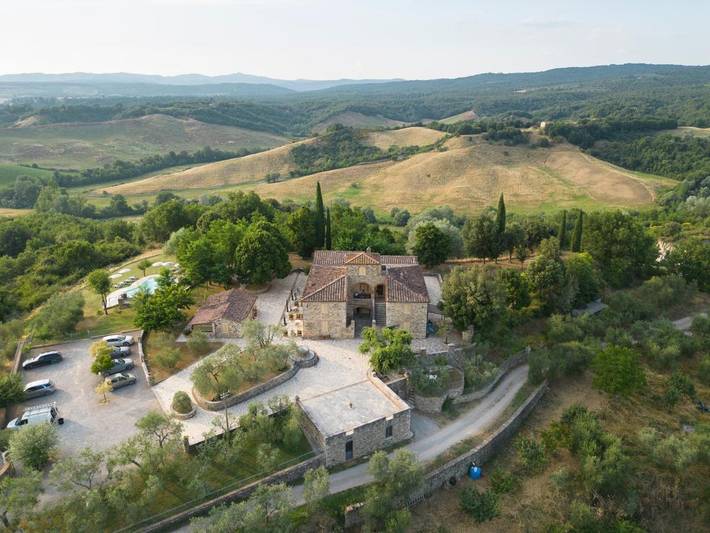 B&b per 2 persone, con piscina e panorama nonché balcone e giardino a Rapolano Terme