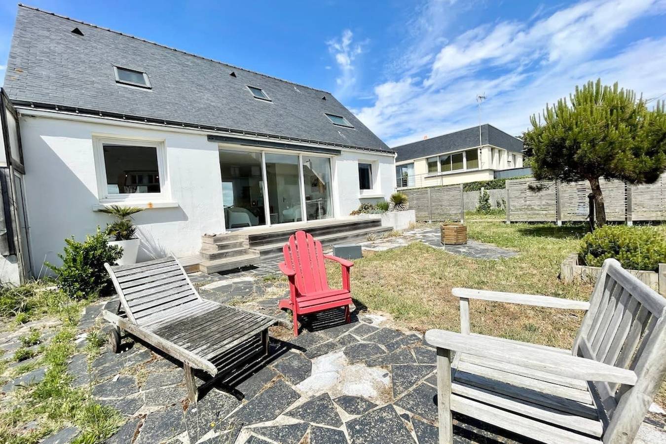 Maison Ultra Coconning Jardin Face aux plages in Le Fort-Bloqué, Ploemeur