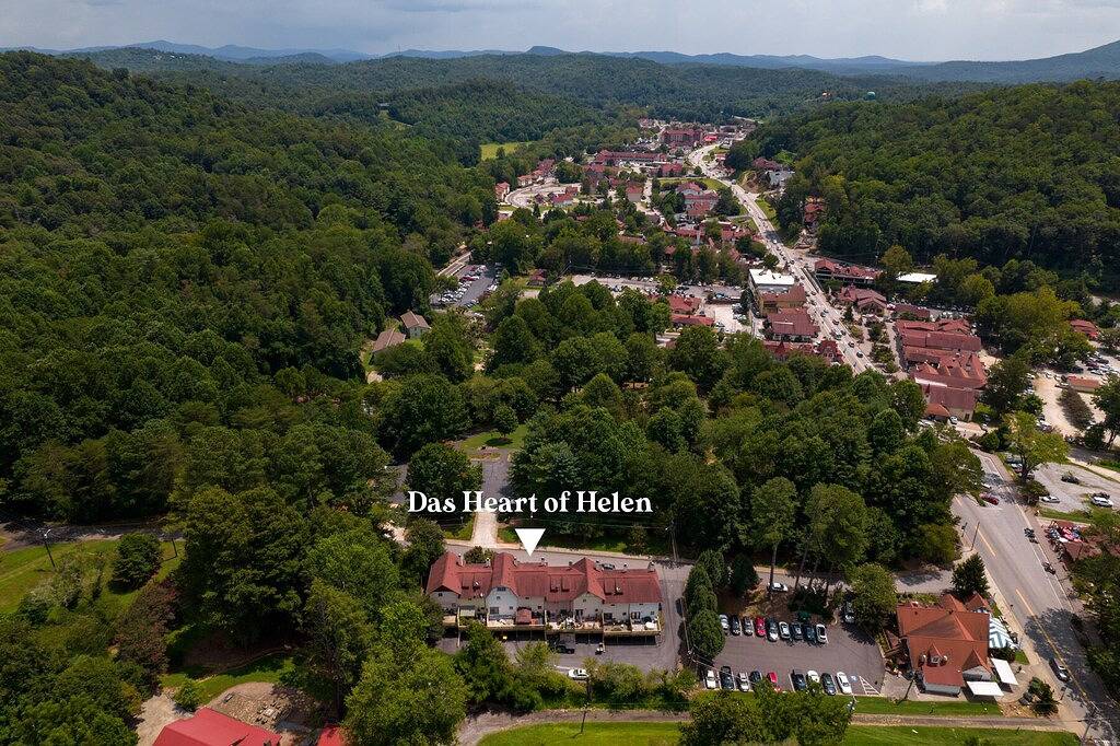 Das Heart of Helen Haus - Bavarian-Style Townhouse in Helen, Chattahoochee National Forest
