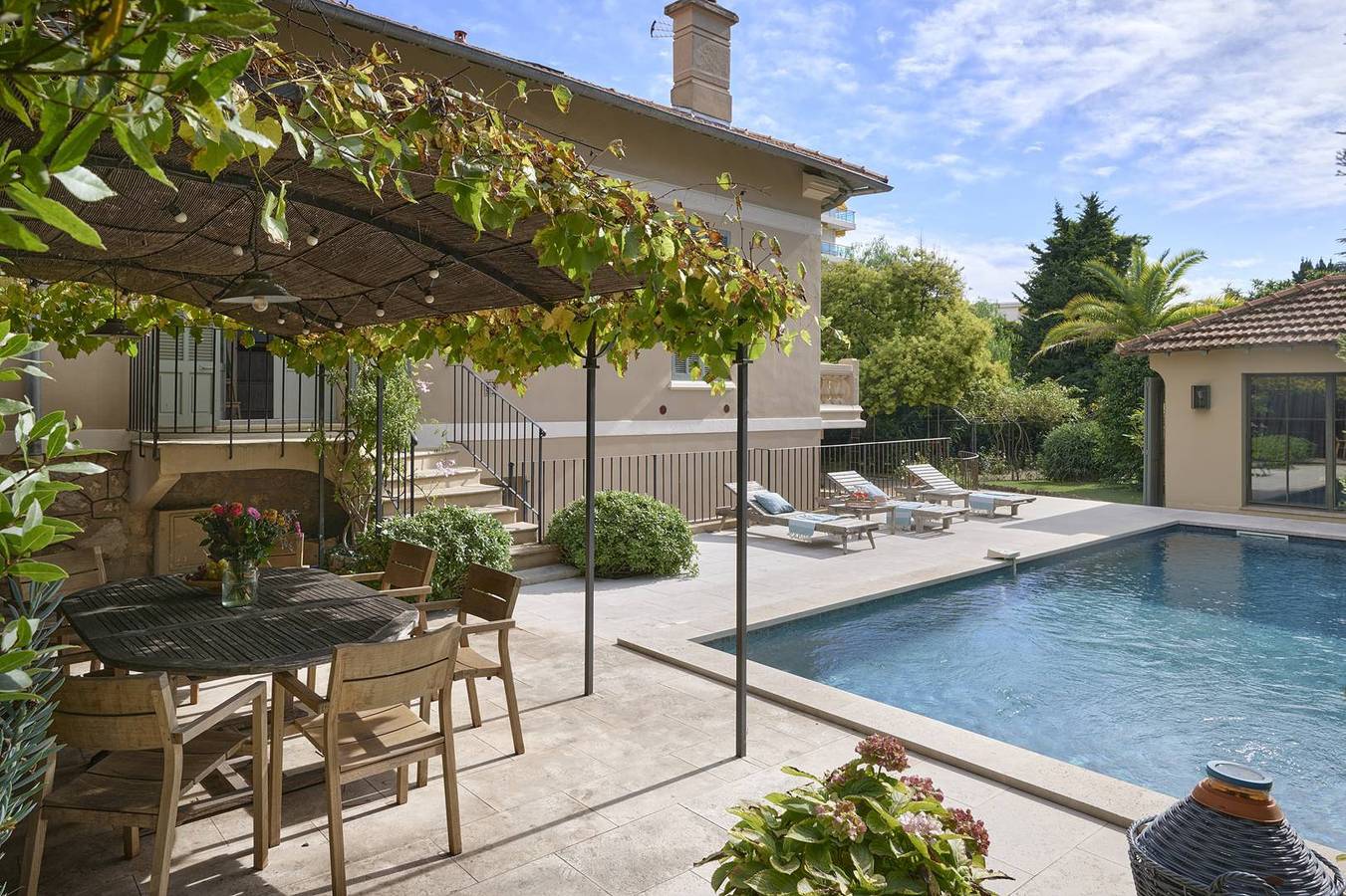 Geheel vakantieappartement, Villa de charme proche Cannes - Piscine privée in Le Cannet, Cannes regio