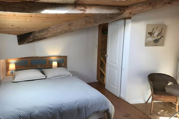 Location de vacances pour 6 personnes, avec jardin et piscine, animaux acceptés à Varennes (Haute-Garonne) - 2