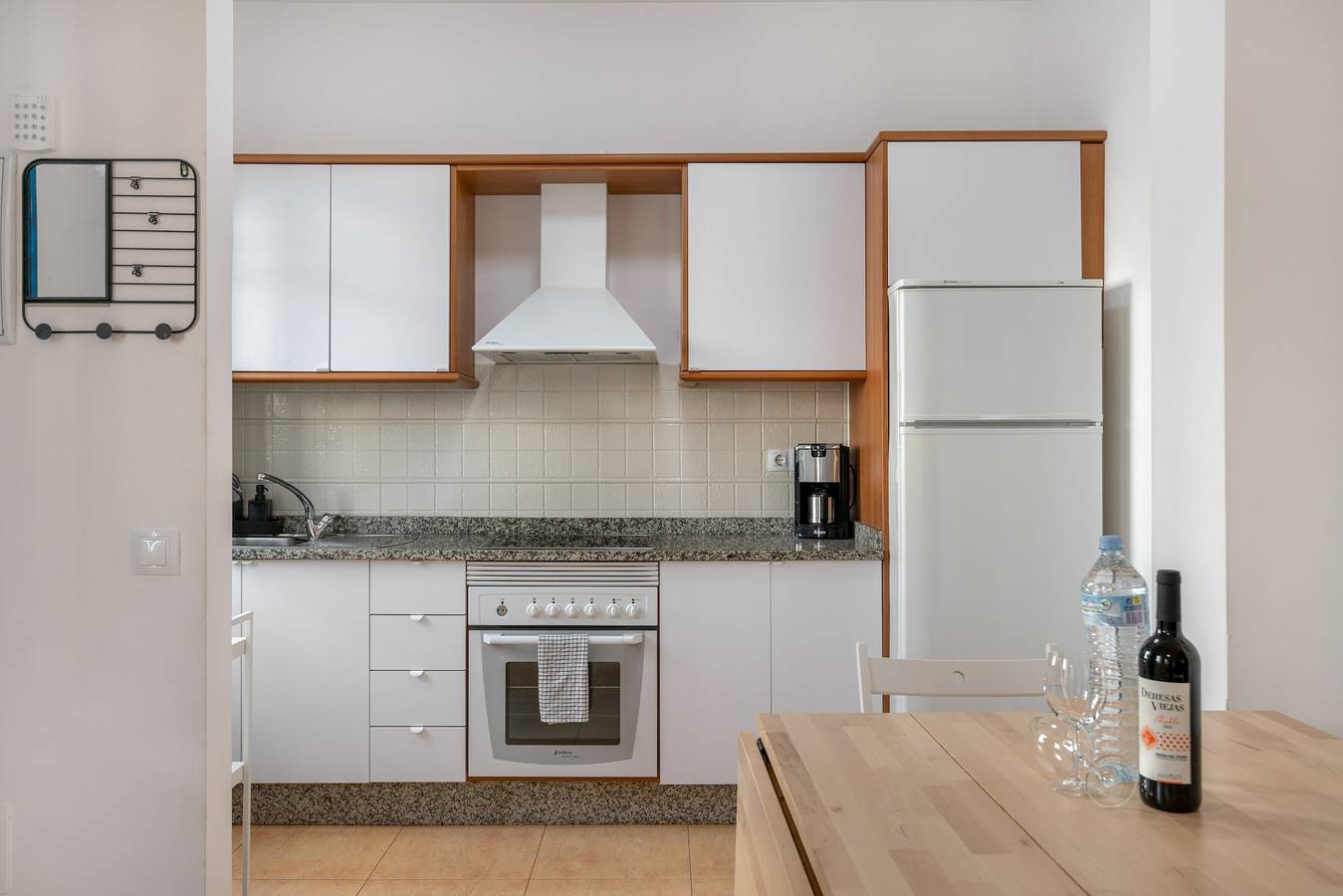 Apartamento entero, Apartamento de vacaciones 'Precioso Apartamento En Lanzarote' con Wi-Fi in Arrecife Centro, Arrecife