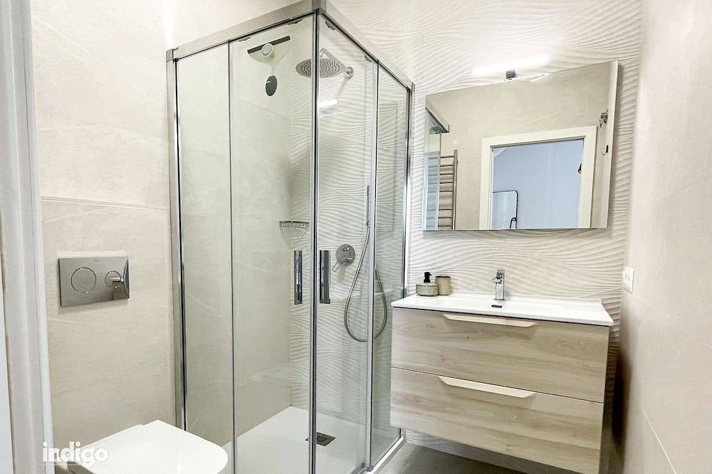 Dav002 Pinta Beautiful Modern Suite within the centre of Ayamonte in Ayamonte, Costa de la Luz
