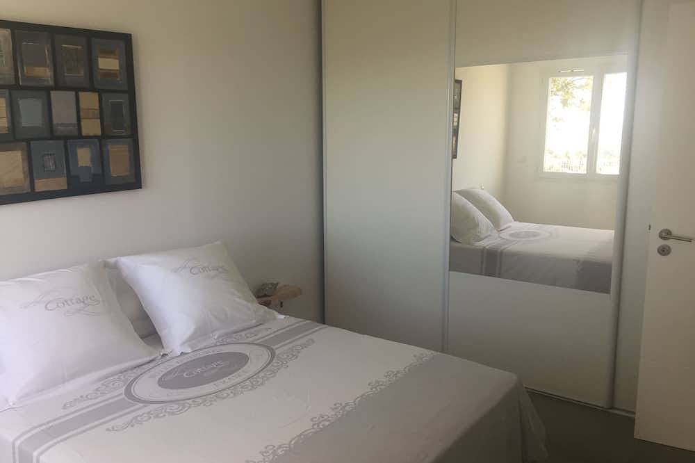 Charmant T2 de 40m2 en rez de villa, neuf, tout équipé, jardin privatif attenant in Afa, Région d'Ajaccio