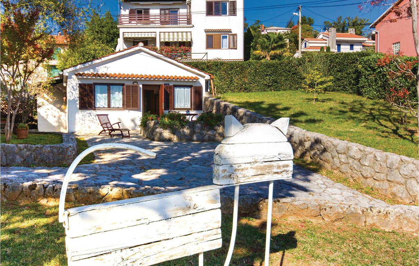 Charmantes Apartment mit Meerblick, Terrasse, Parkplatz und WLAN in Strandnähe in Opatija Riviera