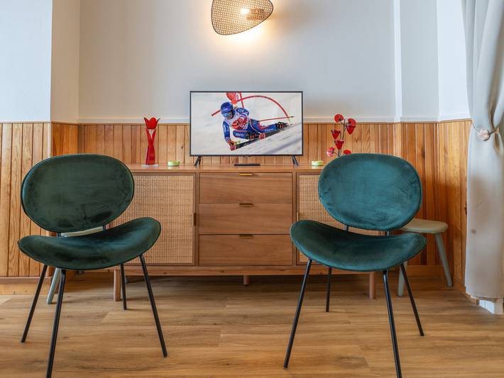 Apartamento entero, Apartamento familiar renovado con WIFI y balcón en Vieil Alpe in Huez, Parque Nacional de los Ecrins