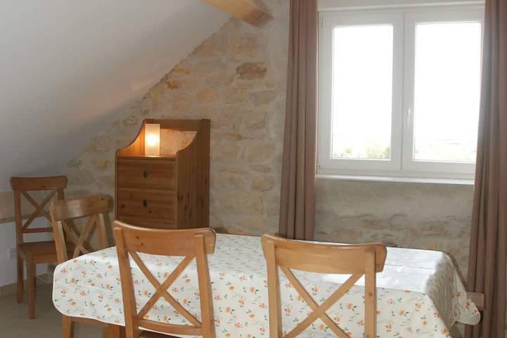 Appartement de vacances pour 6 personnes, avec terrasse et jardin