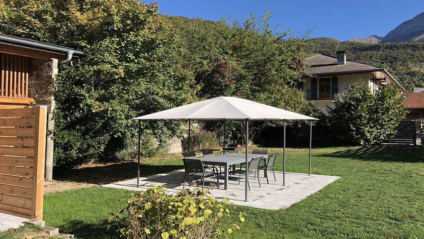 Appartement de vacances pour 8 personnes, avec jardin et terrasse