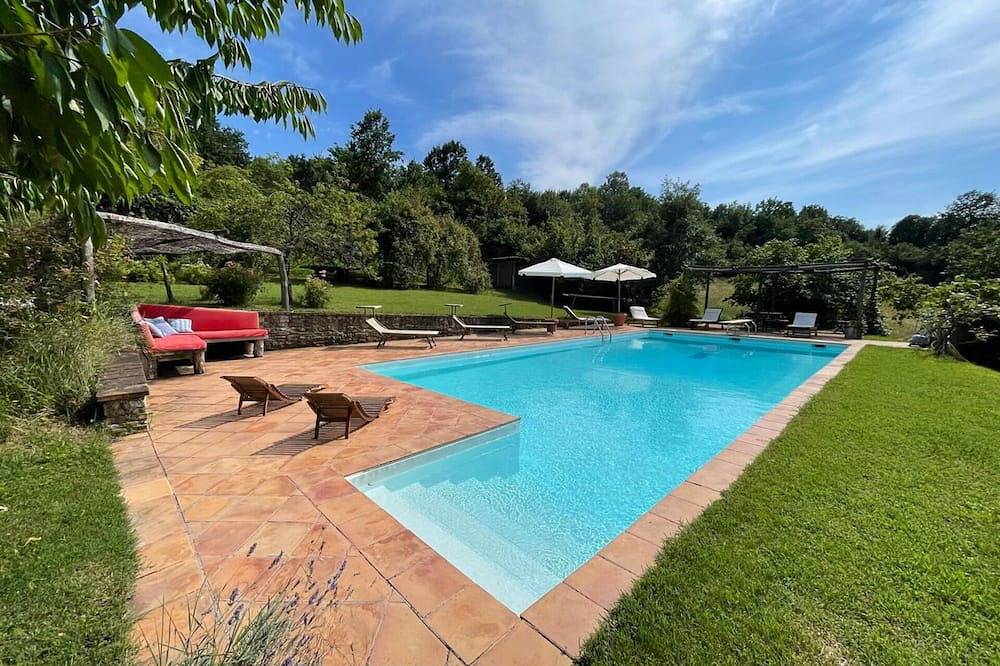 La Cenerara - Landhaus mit Pool in der Emilia-Romagna in Lugagnano Val D'Arda, Piacenza Provinz