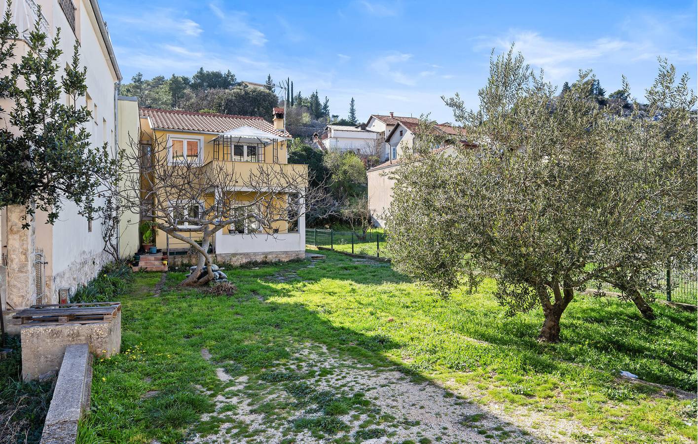 Ganze Ferienwohnung, Ferienwohnung für 3 Personen mit Garten in Raslina, Šibenik-Knin