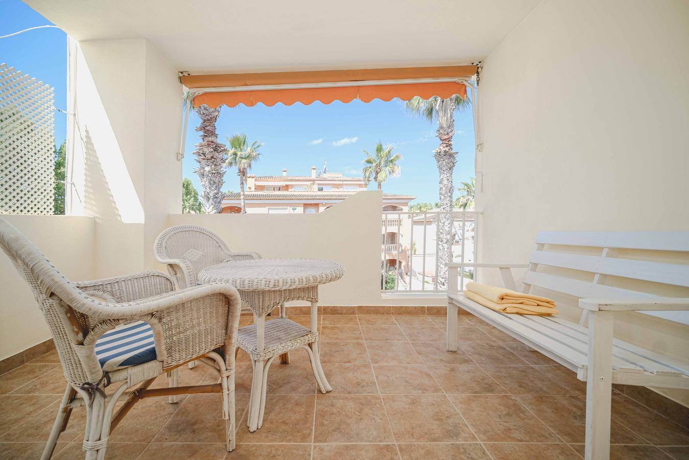 Ganze Wohnung, Apartamento Mediterraneo Javea Arenal, mit Klimaanlage und privatem Pool in Avenida de Augusta, Jávea