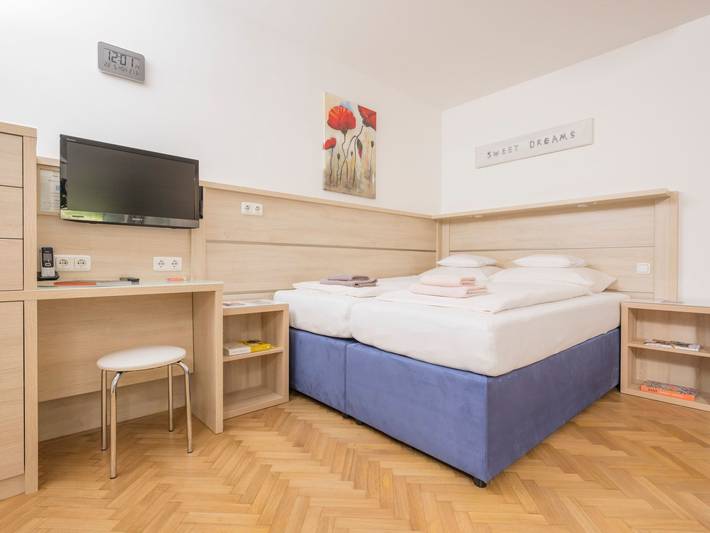 Apartamento entero, Studioappartement mit kleinem Garten und Terrasse in Hernals, Viena