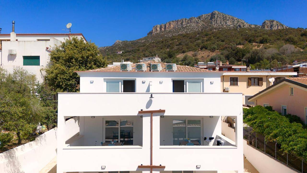 Resort Beach Cala Goloritzè in Santa Maria Navarrese, Baunei