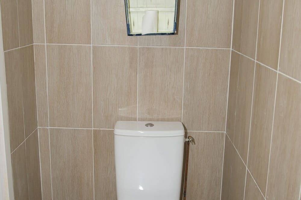 Entire apartment, Apartment 12 of Villa Simone F2 in Saint-Sauveur-de-la-Mer, Lisieux region