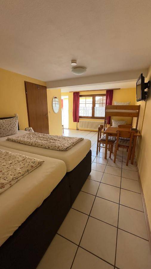 Maison d’hôte pour 4 personnes, avec terrasse à Rust - 3