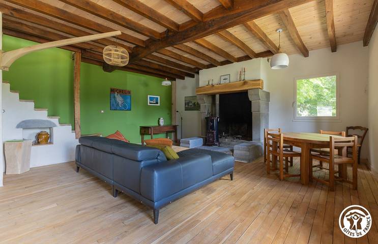 Maison de vacances pour 4 personnes, avec Jardin et Vue à Saint-Sauves-d'Auvergne