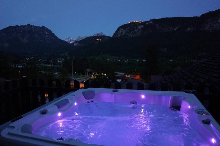 Ferienwohnung für 3 Personen, mit Terrasse und Garten sowie Ausblick in Höfen