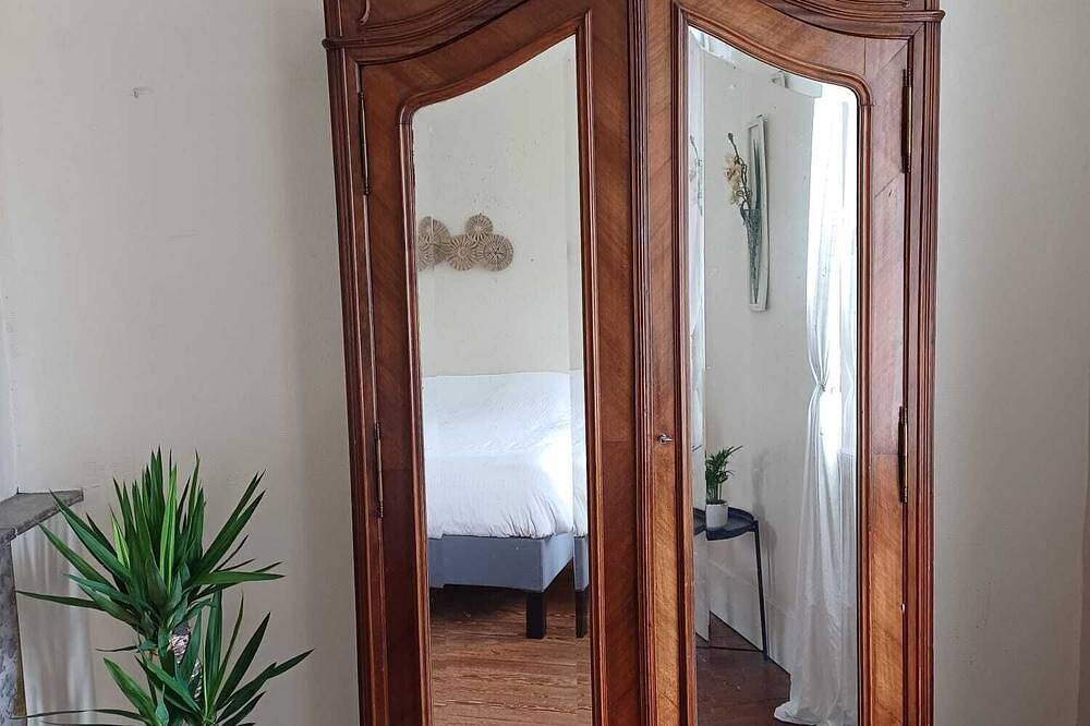 Private Family B&B Room \"Violette\" in Tournus, Région de Mâcon