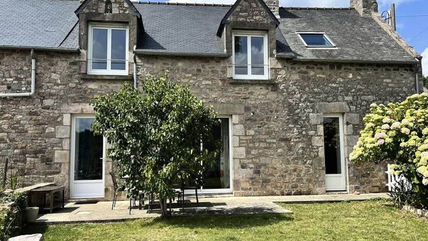 Gîte pour 7 personnes dans Les Hospitaux (Erquy)