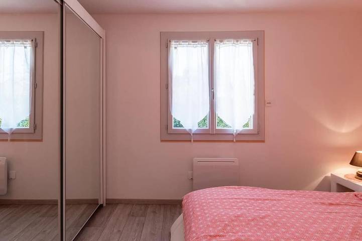 Gîte pour 5 personnes, avec jardin à GY - 2