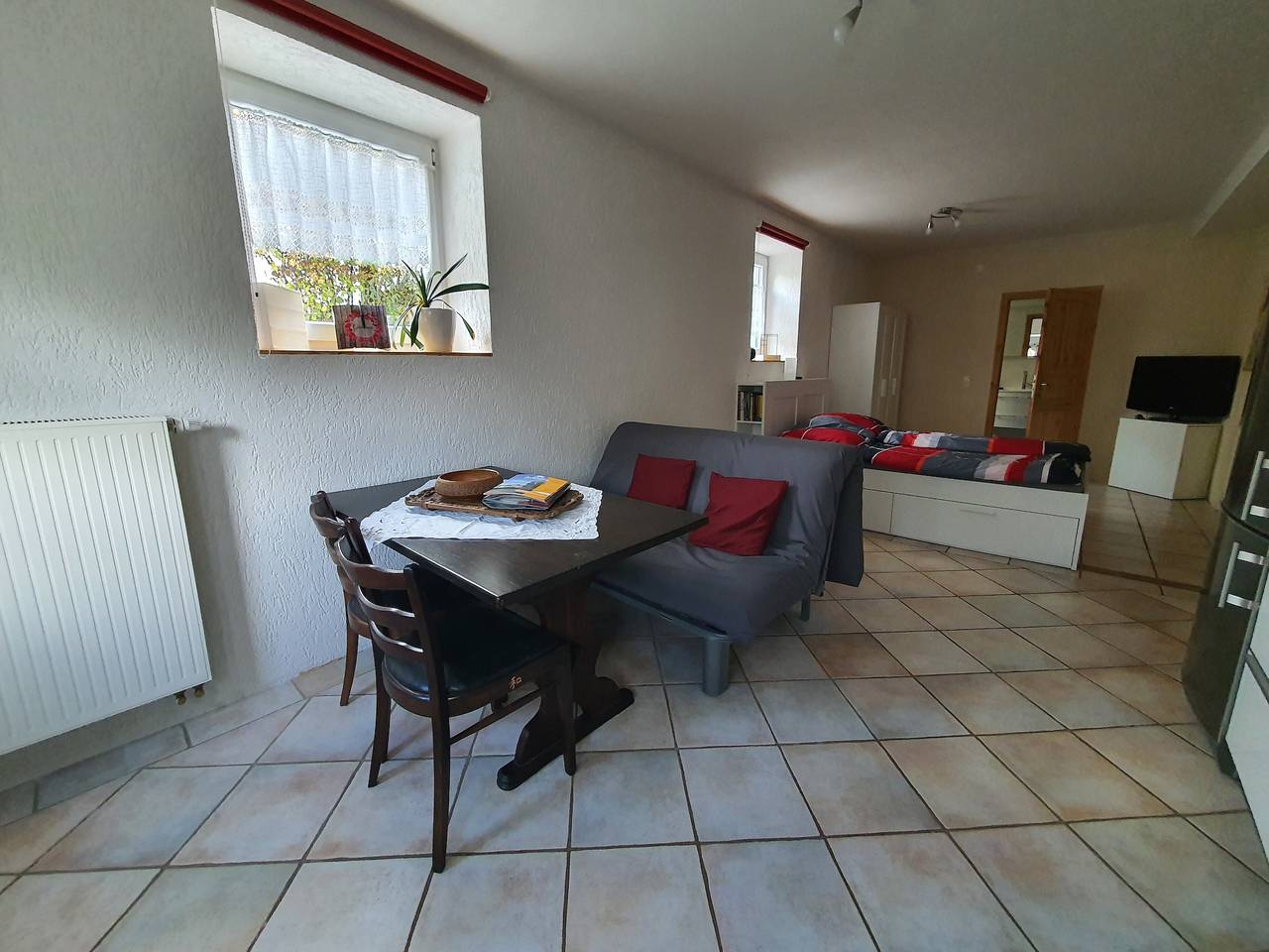 Ganzes Studio, Einzimmerwohnung "Belroki Ranch" mit Sauna, Terrasse und Garten in Waldeck, Waldecker Land