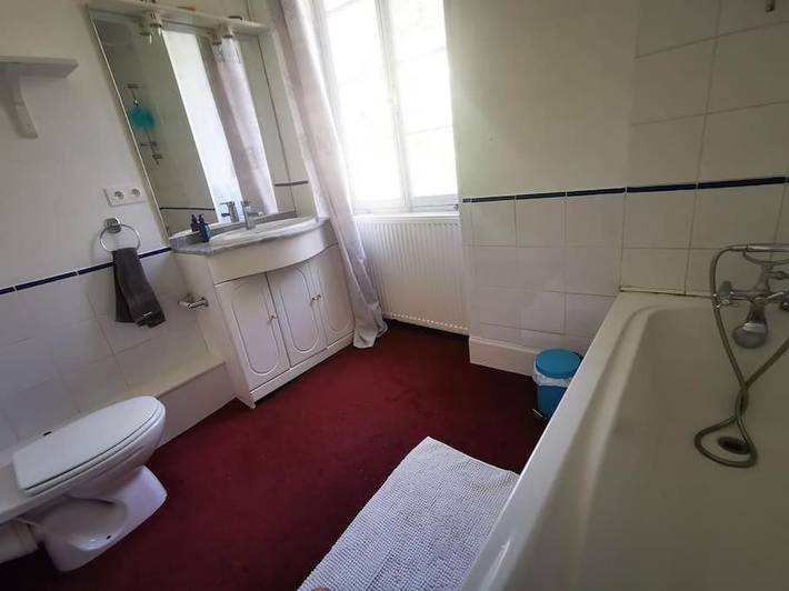 Location de vacances pour 14 personnes, avec balcon ainsi que jardin et piscine à Saint-Géry - 3