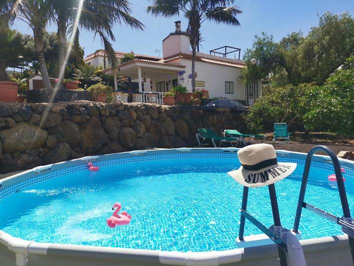 Casa de vacaciones para 9 personas, con piscina además de vistas y jardín, Se admiten mascotas en Tenerife Sur