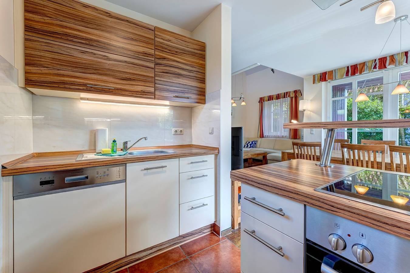 Küstenhaus mit eigener Sauna und Kamin ca.400 vom Ostseestrand. in Koserow, Bernsteinbäder