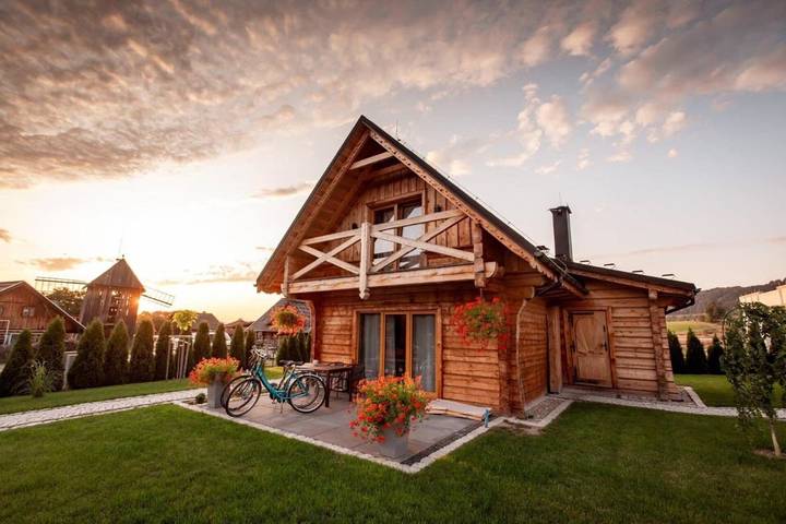 Domek letniskowy dla 8 osób, z Balkon i Taras oraz Ogród i Widok w Powiat kłodzki